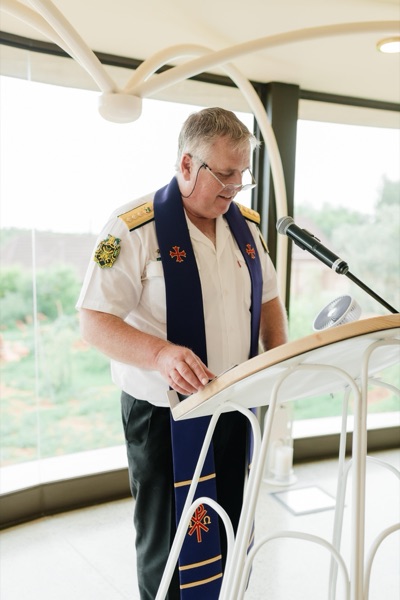 Wedding ceremony by Dr. Gerrit Rademeyer in Cape St Francis